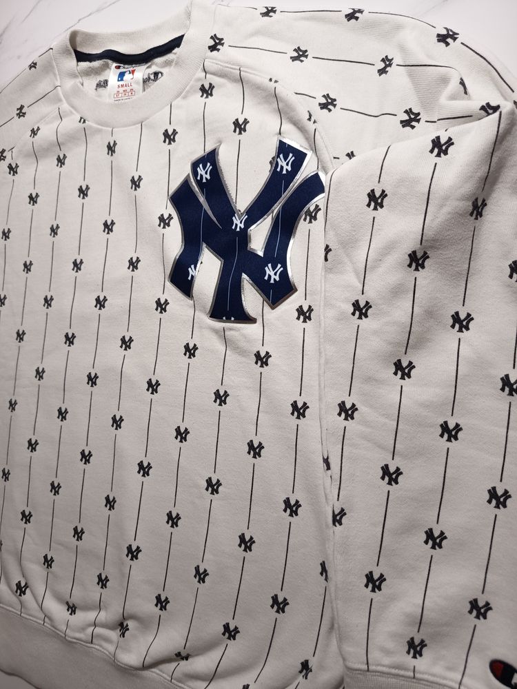 Champion X Mlb New York Yankees Sweatshirt image 3