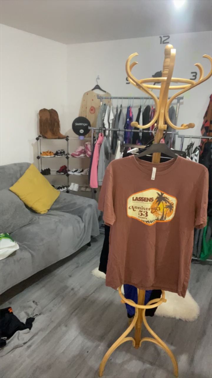 Bella+Canvas BELLA CANVAS TEE BROWN XL PRELOVED product image