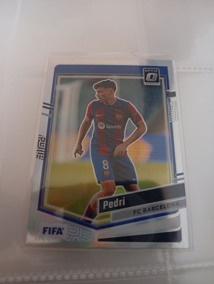 Ref A1-P23. Pedri. Barcelona. Donruss FIFA optic silver prizm 