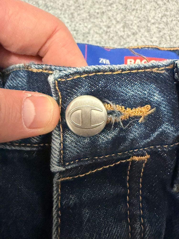 Champion X Zara Baggy Jeans imagen 4