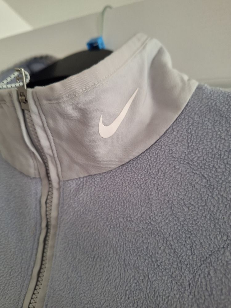 Nike Therma-Fit fleece pullover 2