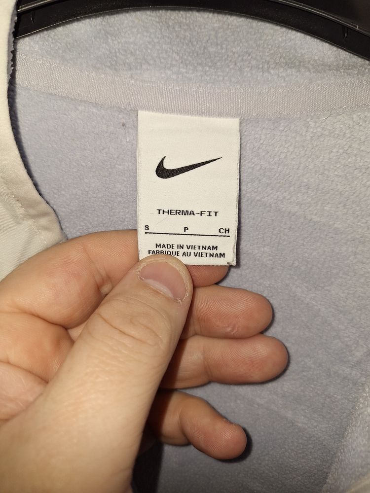 Nike Therma-Fit fleece pullover 3