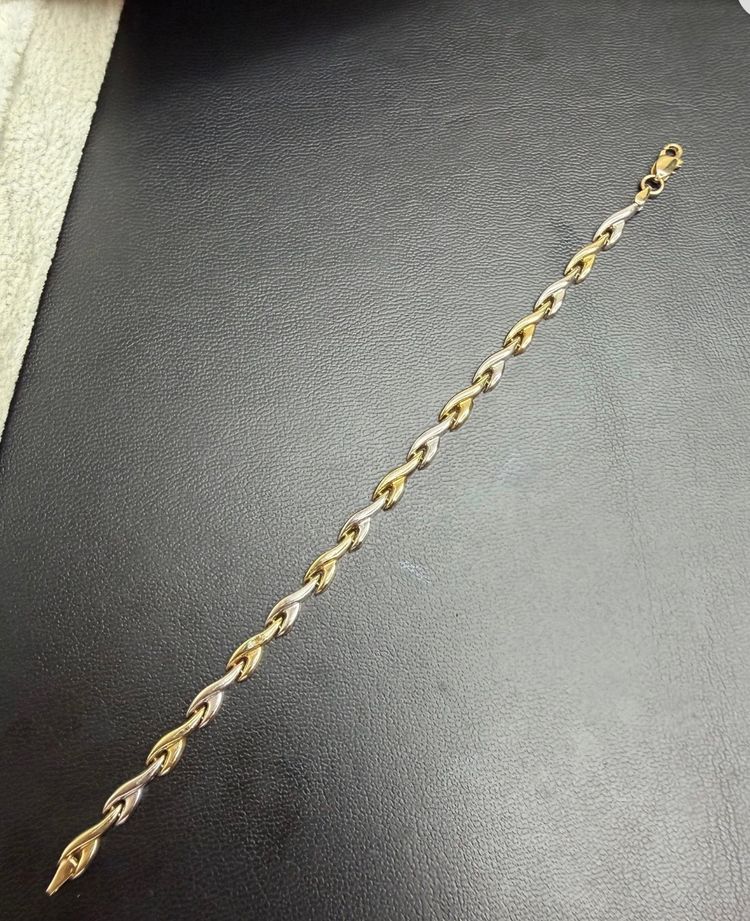 Other Two-Tone 9ct gold bracelet 7.5 inch. 5.1g product image