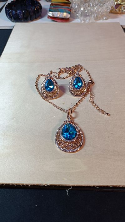 Blue Stone Necklace And Earrings Set 5