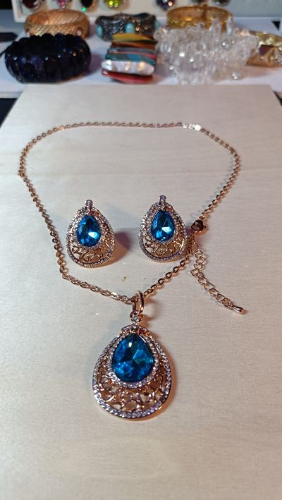 Blue Stone Necklace And Earrings Set 2