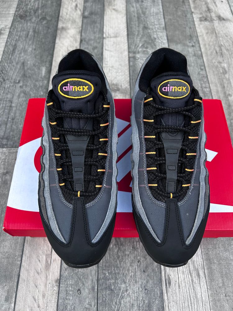 Nike Air Max 95 OG BIG BUBBLE Trainers ‘Sundial’ - Size UK 8.5 (Pre-Loved) image 6
