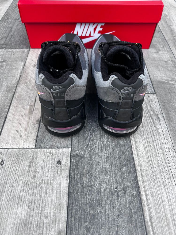 Nike Air Max 95 OG BIG BUBBLE Trainers ‘Sundial’ - Size UK 8.5 (Pre-Loved) image 9