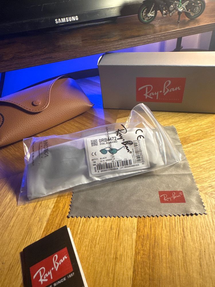 Ray-Ban Sunglasses 7