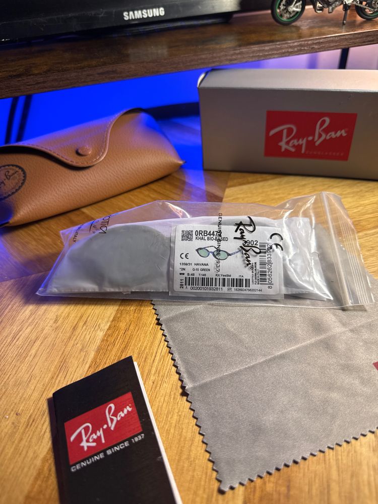 Ray-Ban Sunglasses 2