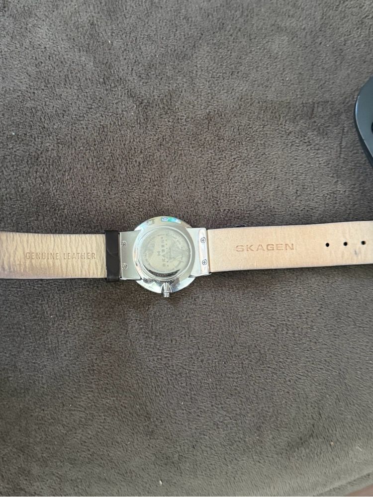 Immagine di Fossil White Wristwatch 3