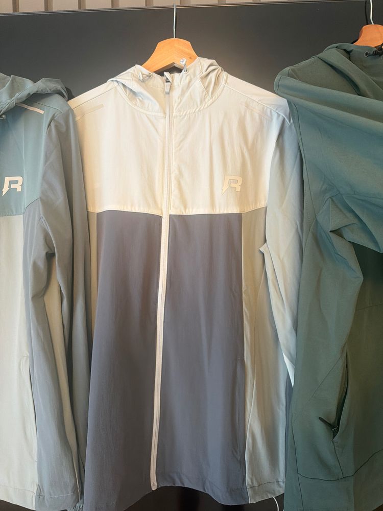 Reprimo tracksuit with shorts 