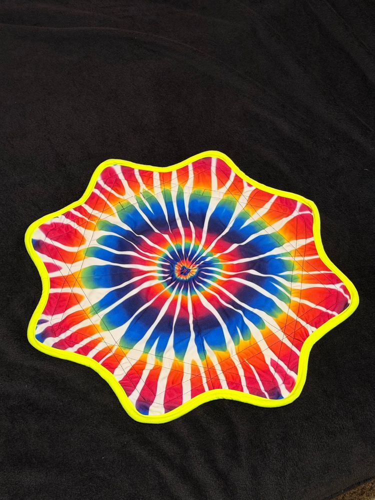 Tie-Dye Patterned spinning cloth  8