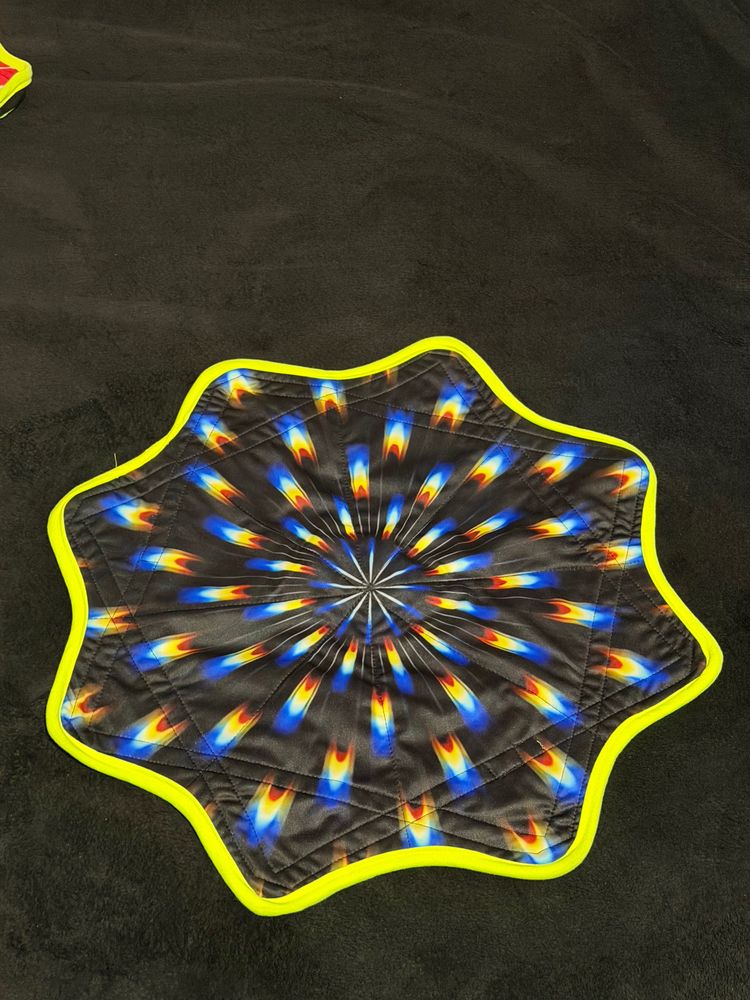 Tie-Dye Patterned spinning cloth  9