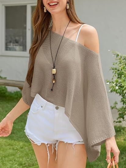 Beige Knitted Asymmetrical Poncho Top obraz 1