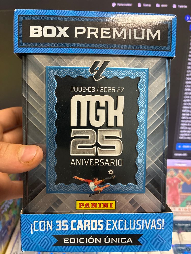 Panini Mgk 25 Aniversario Box Premium