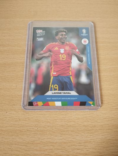 Lamine Yamal Football Trading Card