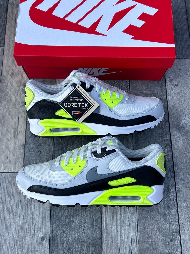 Nike Air Max 90 GTX Waterproof Trainers - ‘Apple Volt’ - Size UK 10 