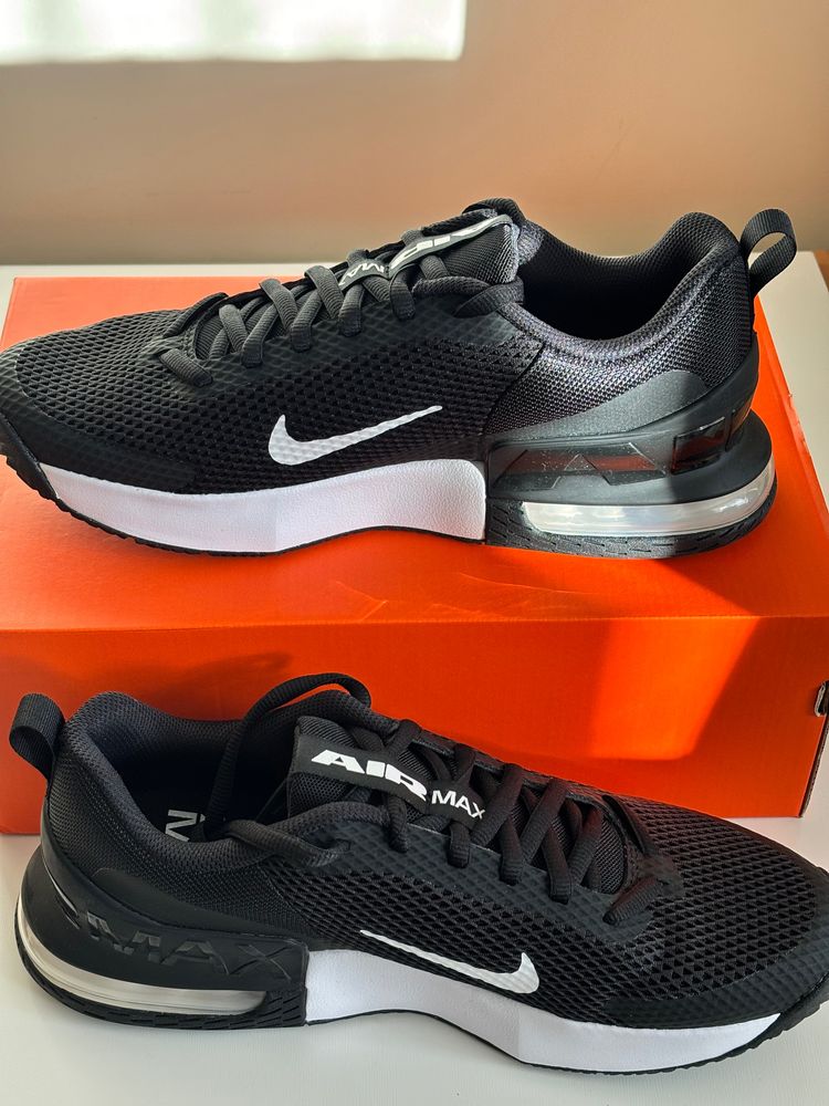 Nike Air Max Alpha Trainer 6 Sneakers