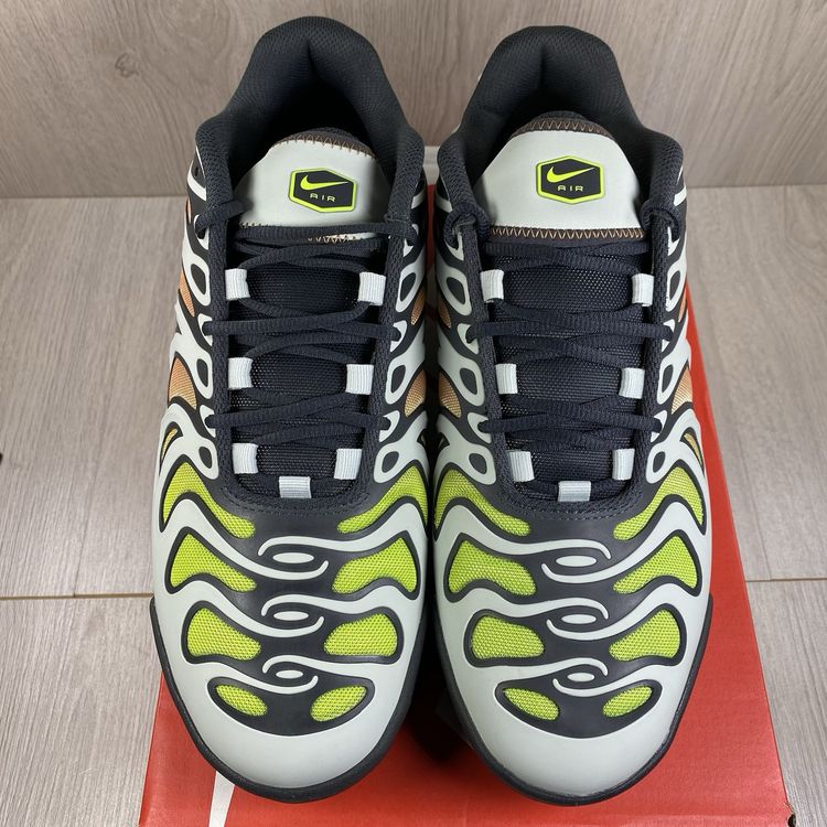 Size 9 - Nike Air Max Plus TN Trainers Light Silver Grey Volt FD4290-009 image 3