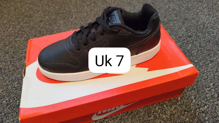 Nike Black Sneakers
