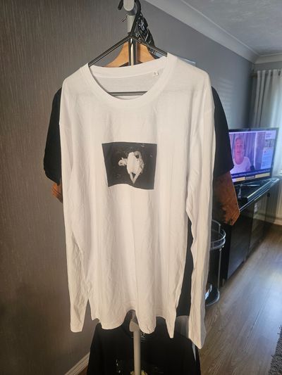 White Long Sleeve Shirt With Graphic Print