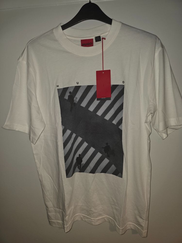 Hugo White Graphic T-Shirt image 1
