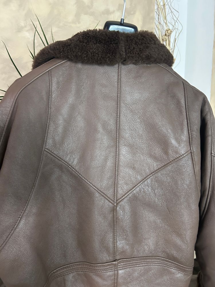 Brown Leather Shearling Jacket imagen 8