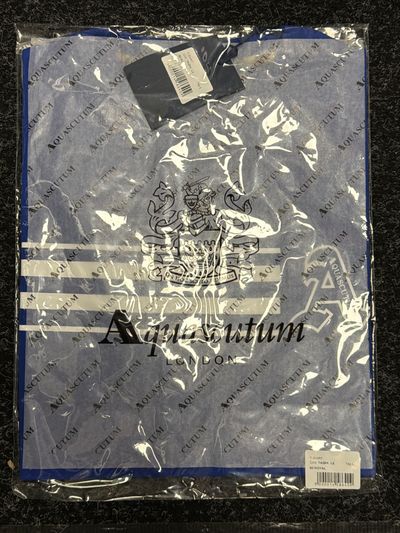 (41) taq04 blue Aquascutum London t-shirt