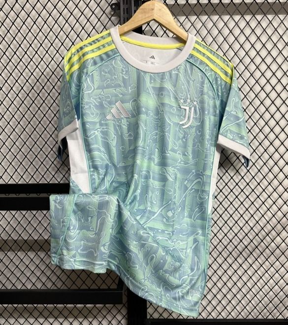 Men 25/26 Away Adidas Juventus Football Shirt imagen 1