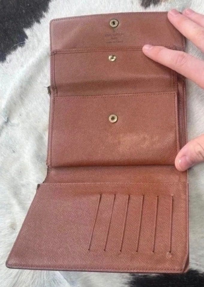 Immagine di Louis Vuitton Monogram Canvas Wallet 2
