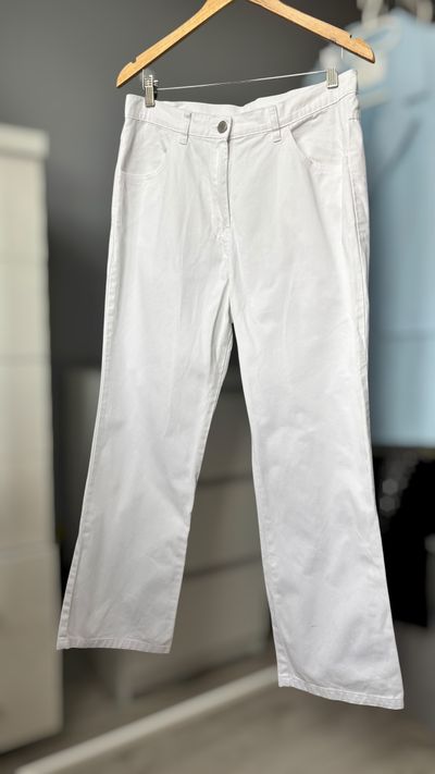 White Pants XL