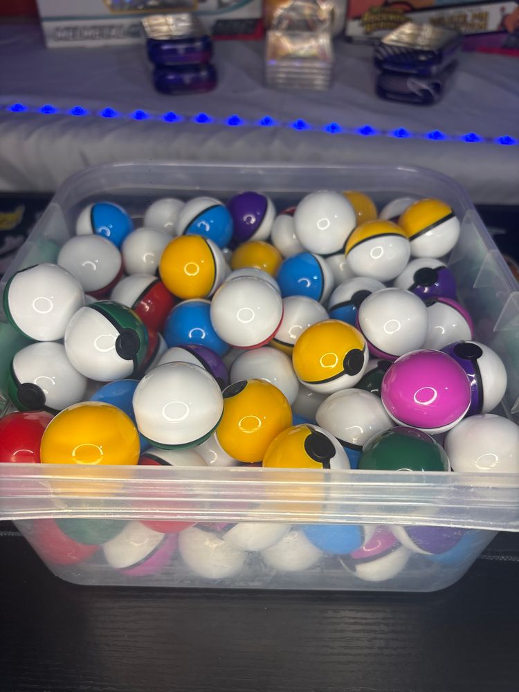 Pokeballs!! 