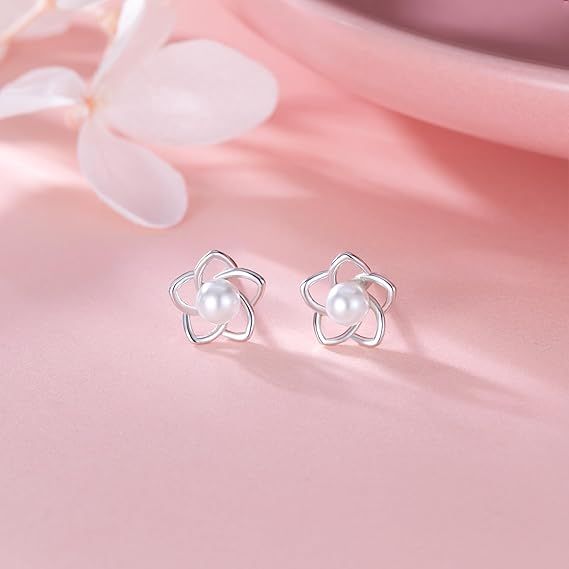 Silver Flower Pearl Stud Earrings 5