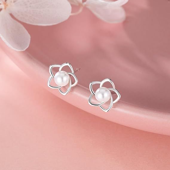 Silver Flower Pearl Stud Earrings 4