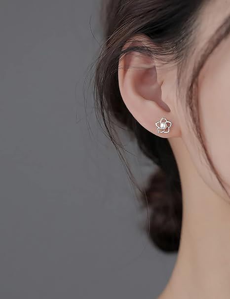 Silver Flower Pearl Stud Earrings 2