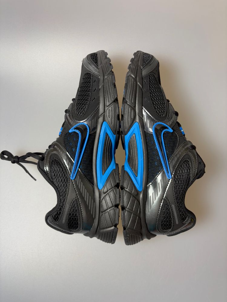 Nike V5 Rnr  2