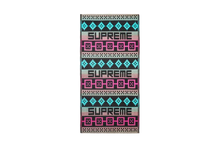 Supreme Sosenap Plastic Mat Multicolor