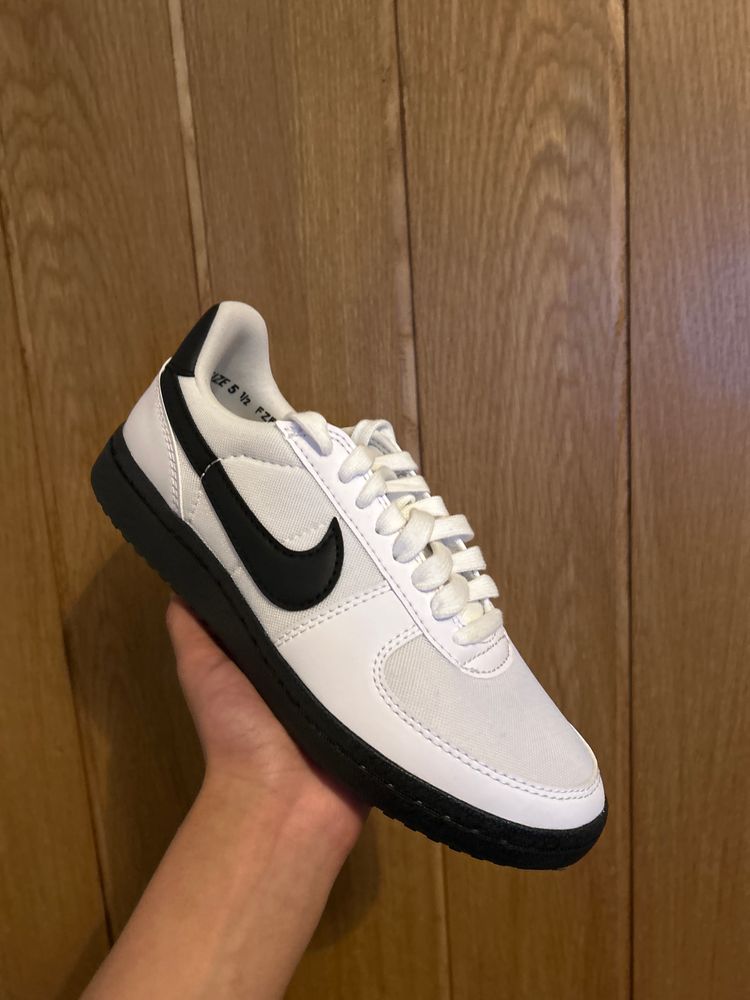 Nike Field General Uk 3 Black And white 