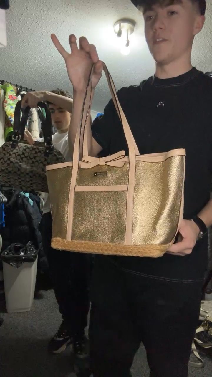 120 KATE SOADE BAG 