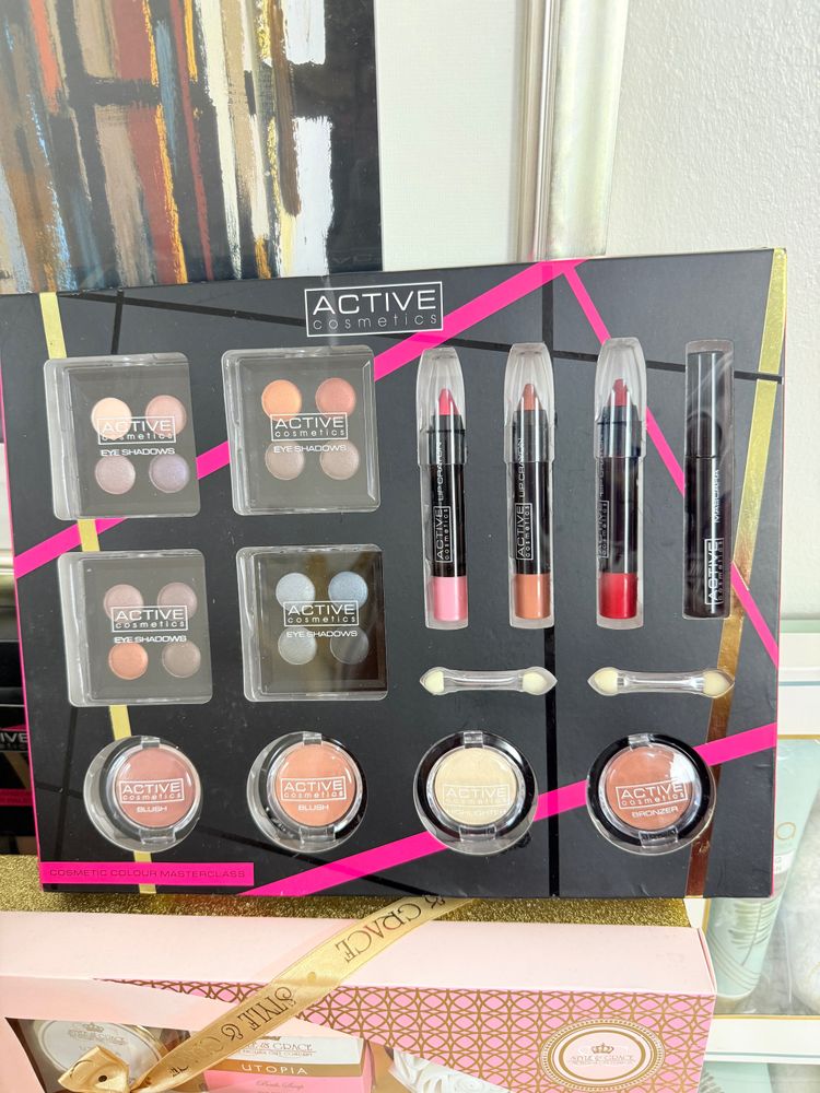 Active Cosmetics Makeup Set