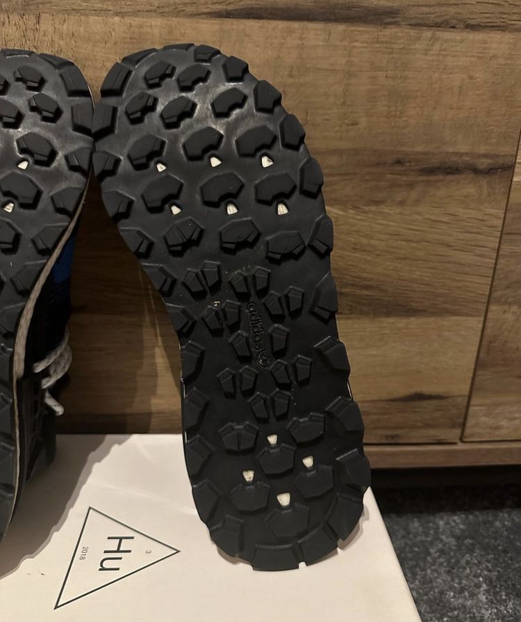 Pharrell NMD BBC blue plaid UK 8.5 3