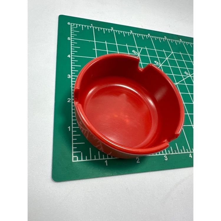 Red Plastic Ashtray 4