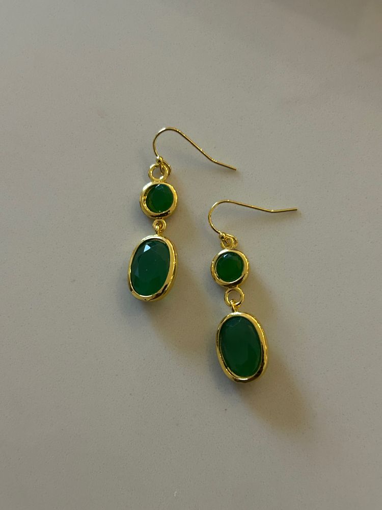 Gold-Tone Drop Earrings With Green Stones 4