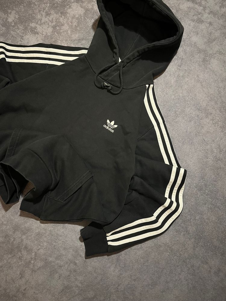 Adidas Black Hoodie With White Stripes obraz 3