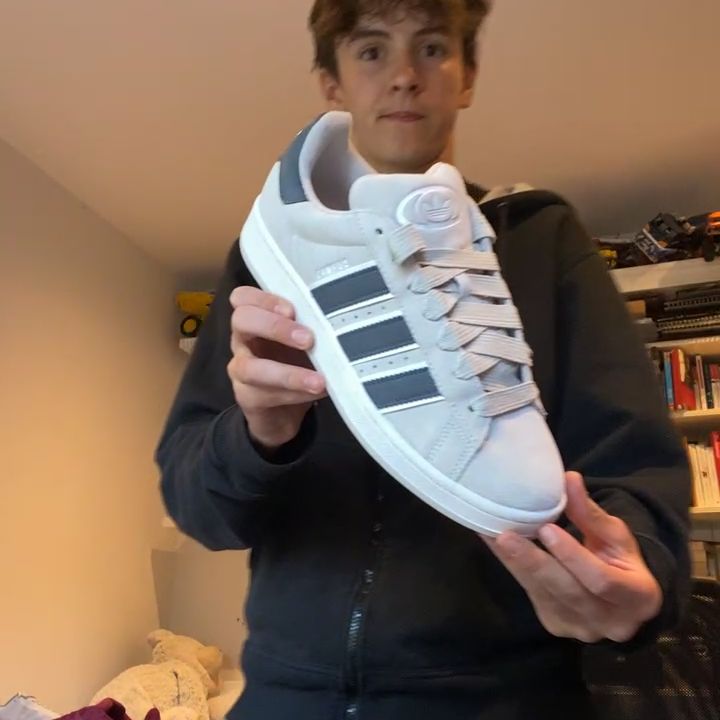 Adidas Campus 00s