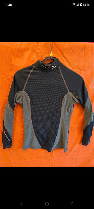 Black And Gray Long Sleeve Top Mizuno