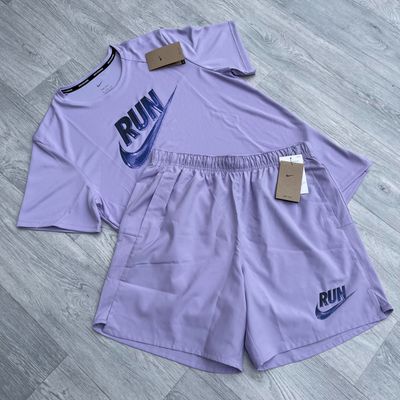 Nike Dri Fit Miler Run Energy T-Shirt Top and 7" Challenger Training Shorts Set - Hydrangeas Lilac