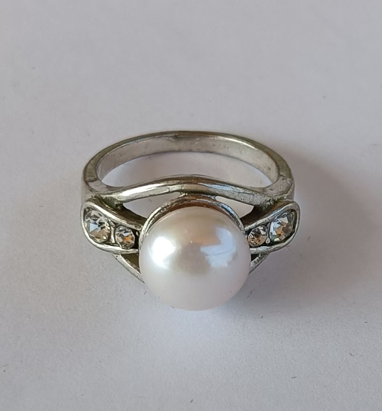 White Pearl Cocktail Ring with Sparkling Accents