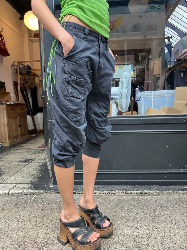 G star grey utilitarian capris
