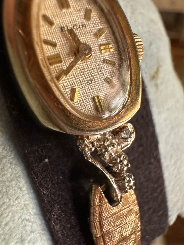 Immagine di Elgin Women'S Wristwatch 2